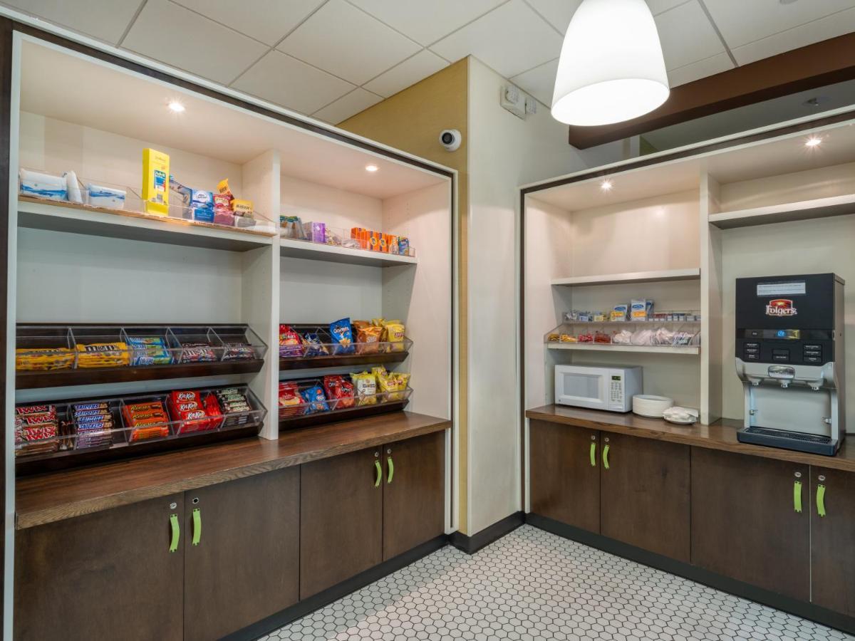 Holiday Inn Greensboro Coliseum By Ihg Buitenkant foto