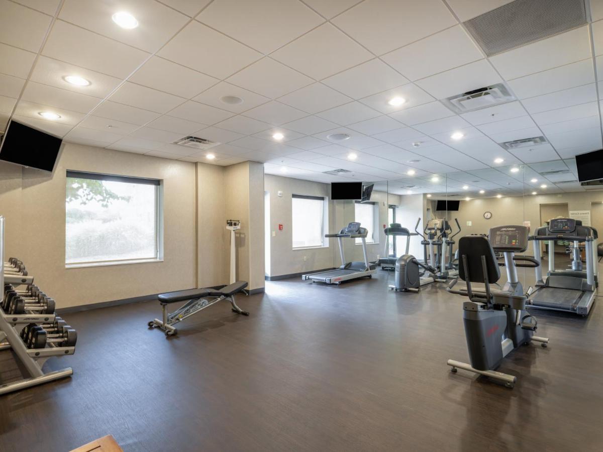 Holiday Inn Greensboro Coliseum By Ihg Buitenkant foto