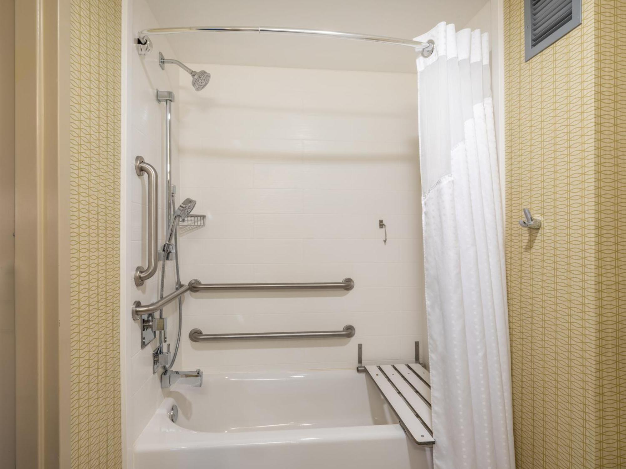 Holiday Inn Greensboro Coliseum By Ihg Buitenkant foto
